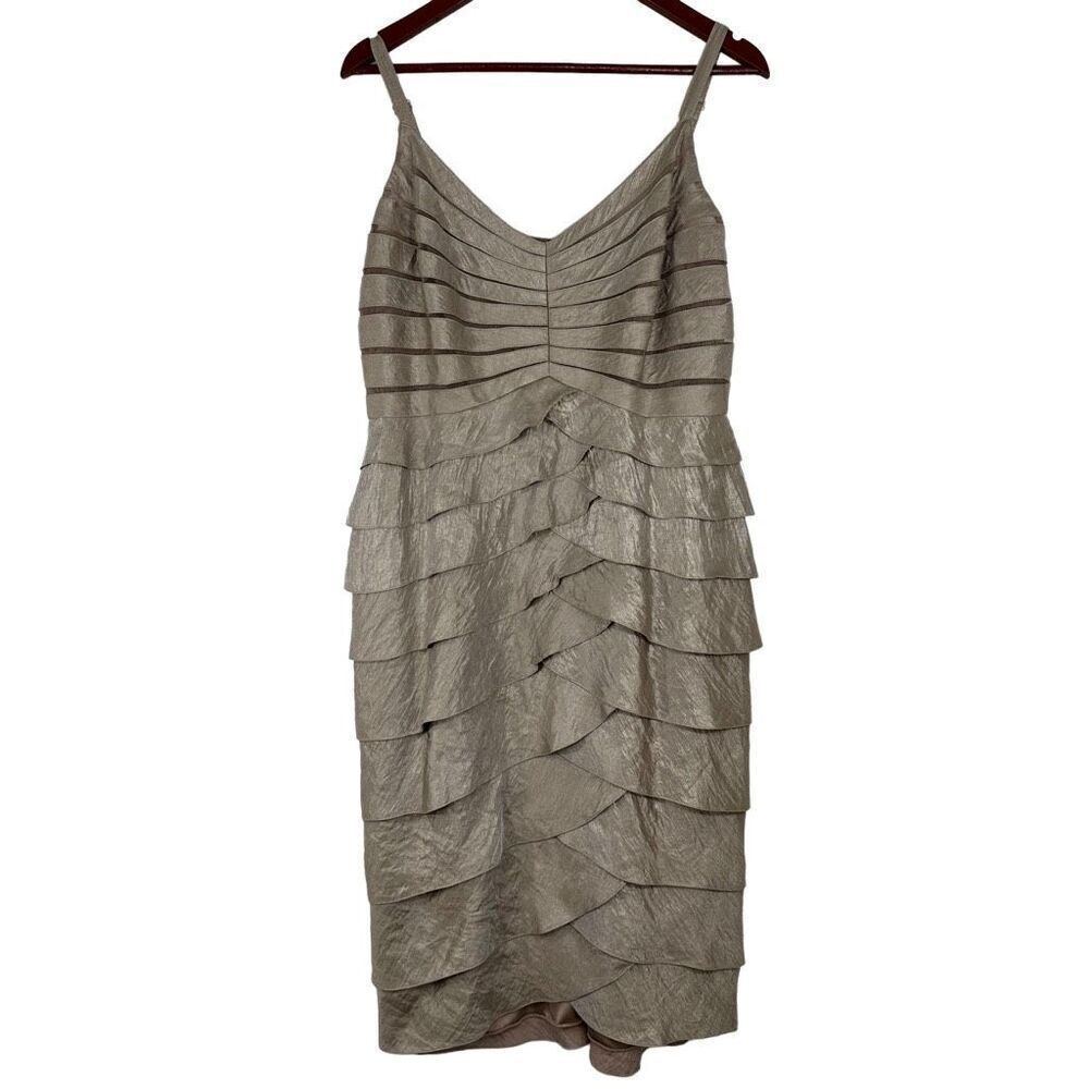 Adrianna Papell Metallic Gold Ruffle Tiered Cocktail Dress Size 14W Elegant Glam